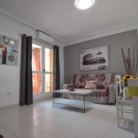 3 Jc Apartment *